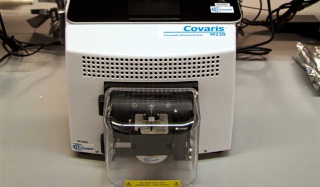 Covaris M220 Focused-ultrasonicator