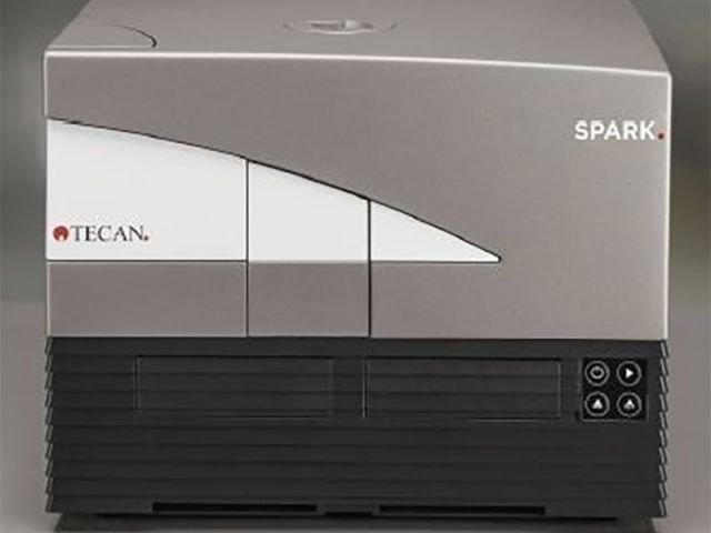 Tecan Spark 10M Multimode Plate Reader