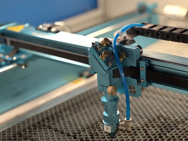ThunderLaser Nova-35 Laser Cutter